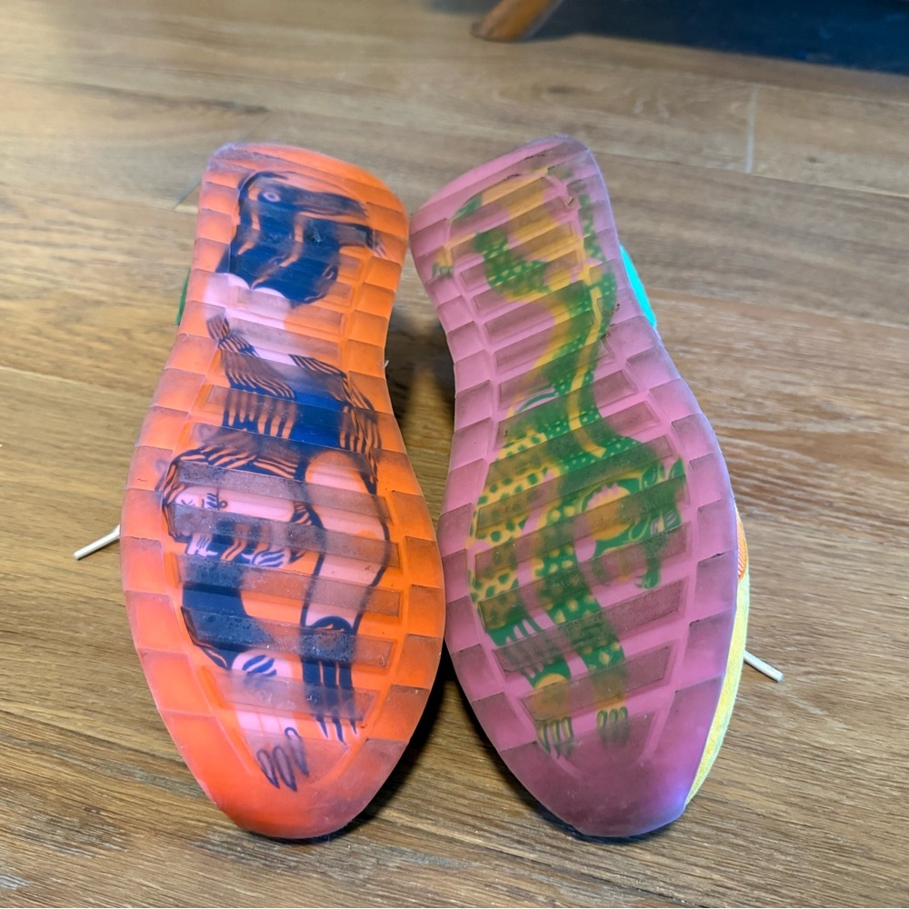 HOFF Lynx Multicolor Pink & Yellow Sneakers - size 9 - Picture 2 of 3
